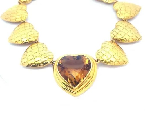 GUCCI COUTURE HEARTS COLLAR NECKLACE SMOKY TOPAZ 18K GOLD BABOUSKA PUFFED LINKS: GUCCI COUTURE HEARTS COLLAR NECKLACE SMOKY TOPAZ 18K GOLD BABOUSKA PUFFED LINKS This chic eye-catching authentic bracelet is by Gucci from the Couture Babouska Collection. It is crafted from 18k yello