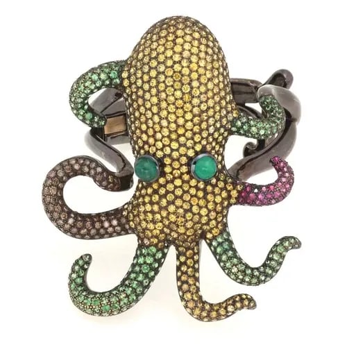 STUNNING 30.50CT DIAMOND SAPPHIRE TSAVORITE 18K GOLD LARGE SQUID BRACELET: STUNNING 30.50CT DIAMOND SAPPHIRE TSAVORITE 18K GOLD LARGE SQUID BRACELET Stunning 30.50ct Diamond Sapphire Tsavorite 18k Gold Large Squid Bracelet Description This stunning bracelet is crafted from b