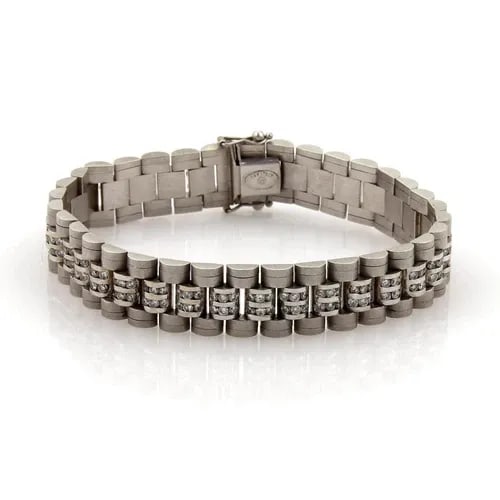 DIAMOND GOLD BRACELET JUBILEE 14K WHITE TEXTURED STYLE: DIAMOND GOLD BRACELET JUBILEE 14K WHITE TEXTURED STYLE This diamond gold bracelet features the Jubilee link band in 14k white gold. This luxurious piece of fine jewelry crafted in Italy, the bracelet 