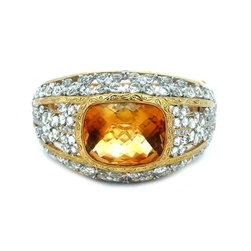 DIAMOND AQUAMARINE GOLD BRACELET CITRINE 18K GOLD LARGE DOME BRACELET: DIAMOND AQUAMARINE GOLD BRACELET CITRINE 18K GOLD LARGE DOME BRACELET This is an eye-catching magnificent large dome bracelet, from 18k yellow gold it features a large cushion shape faceted cut citrin