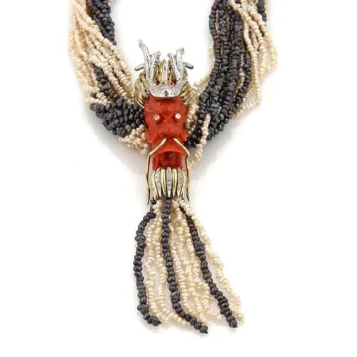 GOLD DIAMOND NECKLACE CORAL FOO DOG 14K MULTISTRAND PEARL DRAPE: GOLD DIAMOND NECKLACE CORAL FOO DOG 14K MULTISTRAND PEARL DRAPE This is a magnificent and ornate Estate necklace; it is crafted from 14k yellow and white gold featuring 14 strands of rice pearls 6 str