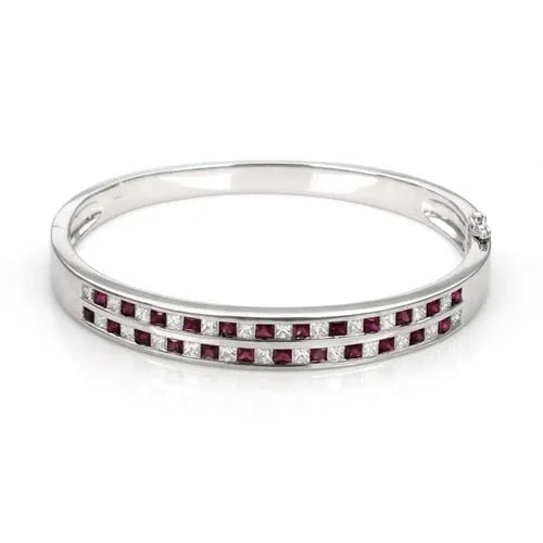 59648 ESTATE 5 CARATS PRINCESS CUT DIAMOND & RUBY 18K GOLD 8.5MM BANGLE BRACELET (1 of 2)