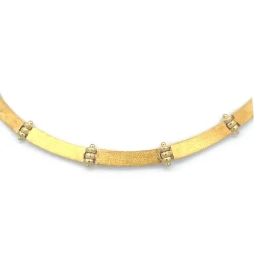 MAPAMENOS NATEPAS GOLD NECKLACE 18K YELLOW BAR LINK COLLAR GREECE: MAPAMENOS NATEPAS GOLD NECKLACE 18K YELLOW BAR LINK COLLAR GREECE This stylish and chic Mapamenos Natepas gold necklace is a timeless piece crafted in 18k yellow gold. The necklace features a sleek co