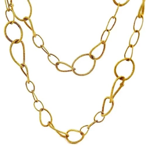 JUDITH RIPKA DIAMOND NECKLACE 18K YELLOW GOLD LONG CHAIN 34.5": JUDITH RIPKA DIAMOND NECKLACE 18K YELLOW GOLD LONG CHAIN 34.5" This long authentic chain link necklace is by Judith Ripka, it is crafted from 18k yellow gold and features assorted size twisted oval sh