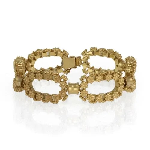 ETRUSCAN BRACELET 18K YELLOW GOLD FLORAL DESIGN OPEN OVAL LINK (1 of 2)