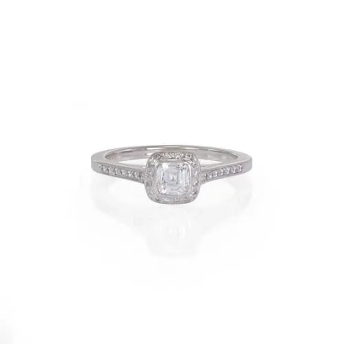 TIFFANY & CO. RING LEGACY DIAMOND PLATINUM ENGAGEMENT SIZE 5.75: TIFFANY & CO. RING LEGACY DIAMOND PLATINUM ENGAGEMENT SIZE 5.75 The Tiffany & Co. Legacy Diamond Platinum Engagement Ring is a stunning and elegant piece of fine jewelry, perfect for the occasion of a
