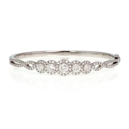 MODERN 2.30CT DIAMOND 18K WHITE GOLD ROSETTE BANGLE BRACELET? (1 of 2)