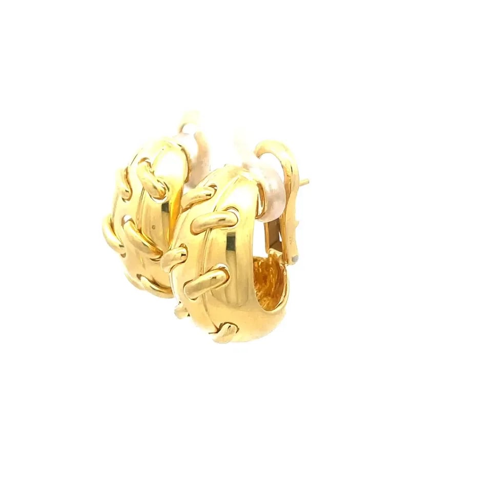 70414 TIFFANY & CO. VINTAGE GOLD EARRINGS 18K YELLOW HUGGIE LACED DESIGN - 2