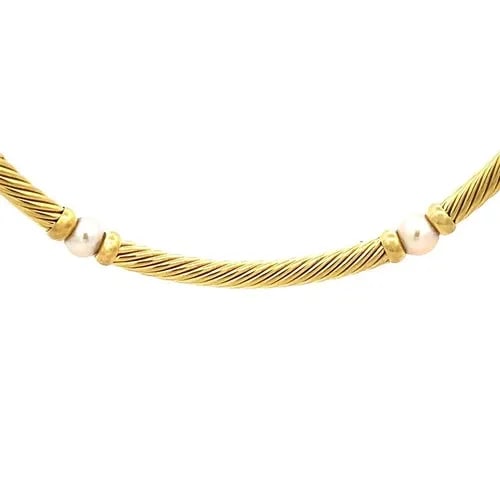 70871 DAVID YURMAN GOLD CHOKER NECKLACE 18K YELLOW PEARLS CABLE STYLE: 70871 DAVID YURMAN GOLD CHOKER NECKLACE 18K YELLOW PEARLS CABLE STYLE This beautiful necklace is a luxurious piece of fine jewelry featuring a stunning design with yellow gold and white pearls. This n