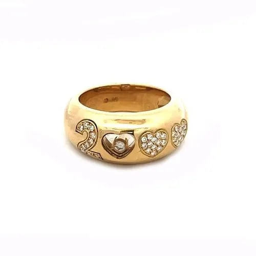 70078 CHOPARD HAPPY DIAMOND DOME RING 18K YELLOW GOLD HEART BAND 2000: 70078 CHOPARD HAPPY DIAMOND DOME RING 18K YELLOW GOLD HEART BAND 2000 Elegant and authentic by Chopard from their Happy Diamond Collection. This lovely dome band is crafted from 18k yellow gold with a