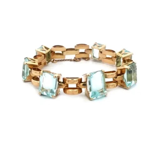 AQUAMARINE GOLD BRACELET 17K YELLOW LARGE RECTANGLE LINKS FANCY DESIGN: AQUAMARINE GOLD BRACELET 17K YELLOW LARGE RECTANGLE LINKS FANCY DESIGN This lovely aquamarine gold bracelet is a stunning piece of fine jewelry crafted with 17k yellow gold and features a unique recta