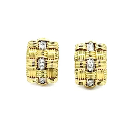 ROBERTO COIN DIAMOND 18KT APPASSIONATA EARRINGS ITALY: ROBERTO COIN DIAMOND 18KT APPASSIONATA EARRINGS ITALY From Roberto Coin, this Appassionata Collection features a pair of 18k yellow gold grooved basket weave design with a single white gold row in the