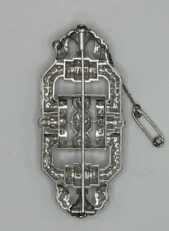 ART DECO PLATINUM AND DIAMOND BROOCH (1 of 1)