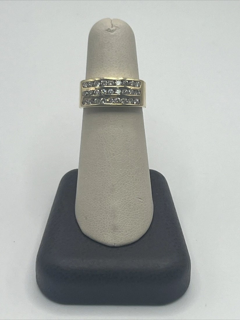 14K YELLOW GOLD & DIAMOND RING BAND SIZE 6.5 (1 of 2)