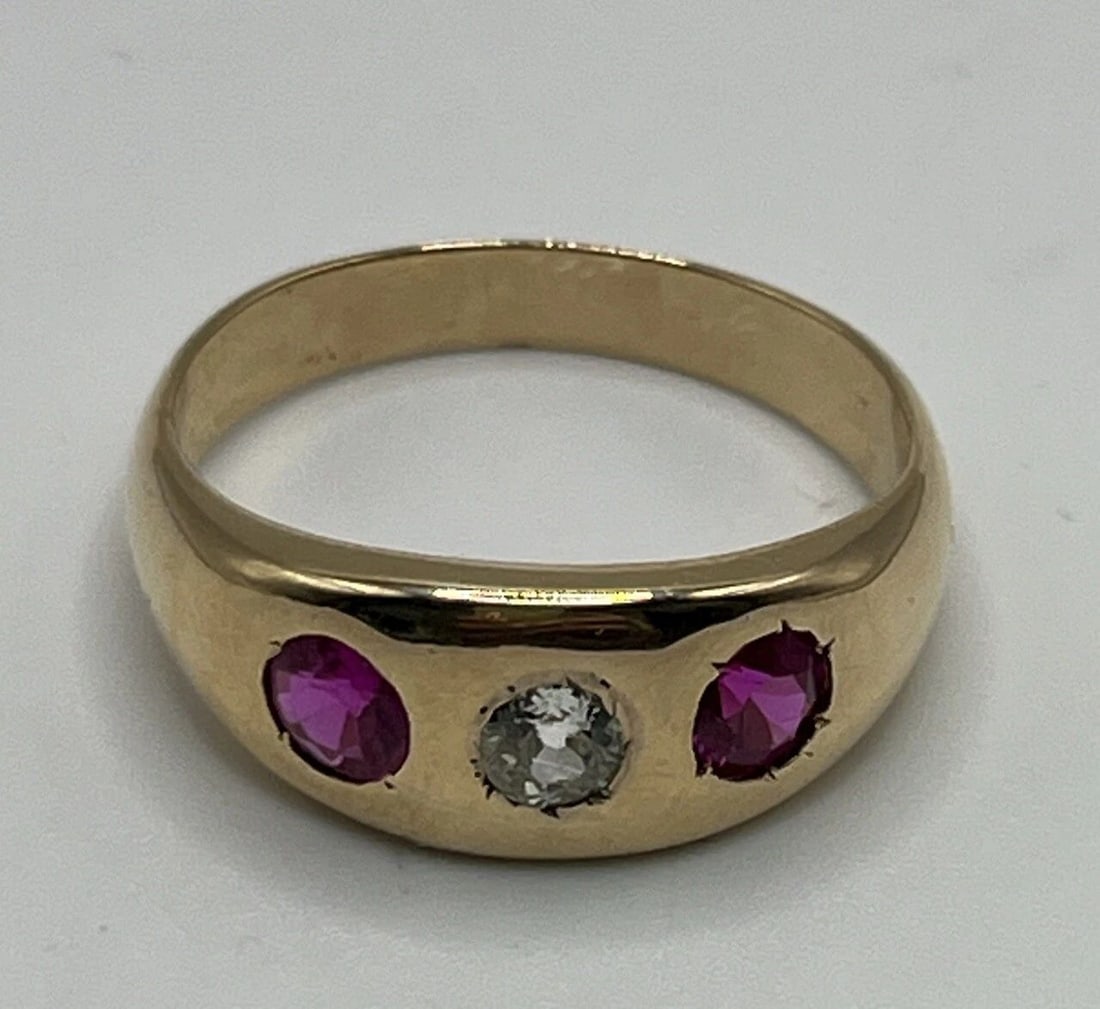 YELLOW GOLD ANTIQUE 12.6 KT WITH MANMADE RUBIES & DIAMOND MEN'S RING SIZE 11.5: YELLOW GOLD ANTIQUE 12.6 KT WITH MANMADE RUBIES & DIAMOND MEN'S RING SIZE 11.5 YELLOW GOLD ANTIQUE 12.6 KT WITH MANMADE RUBIES & DIAMOND MEN'S RING SIZE 11.5 This antique men's ring is crafted from 12