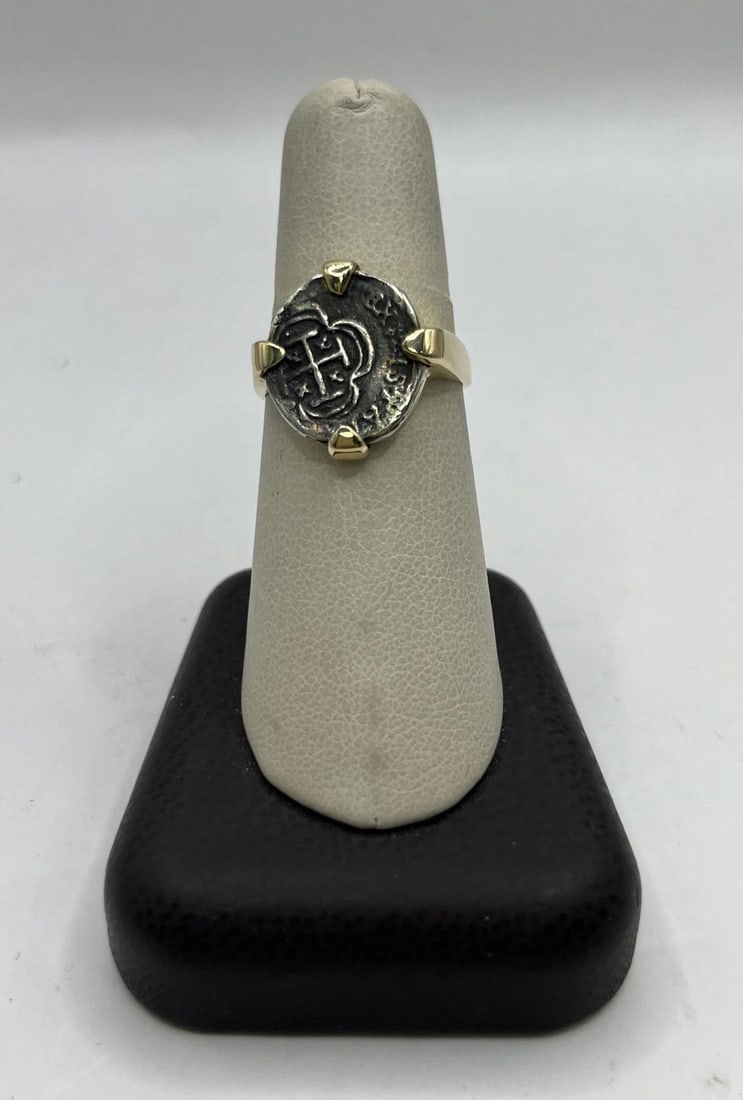 SPAIN 2 ESCUDOS (SILVER REPO) 18K GOLD RING SIZE 7.75: SPAIN 2 ESCUDOS (SILVER REPO) 18K GOLD RING SIZE 7.75 SPAIN 2 ESCUDOS (SILVER REPO) 18K GOLD RING SIZE 7.75 Spain 2 Escudos (Silver Repo) 18KT Gold Ring Pirate Gold Coins Shipwreck Jewelry Treasure.Ri