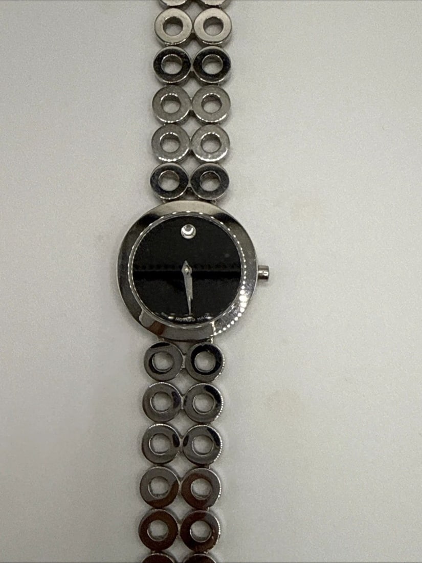 LADIES MOVADO STAINLESS STEEL MODA 9" BRACELET WATCH The Ladies Movado Stainless Steel Moda 9" (1 of 2)