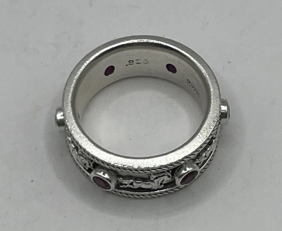 FOAL OF THE FOUR WINDS RING WITH 3MM RUBIES (1 of 1)