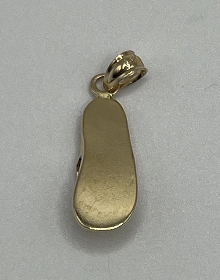 14K YELLOW GOLD FLIP FLOP CHARM (1 of 1)