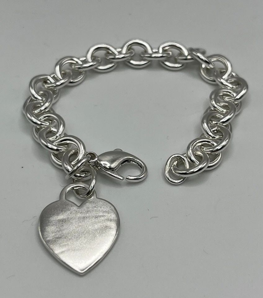 TIFFANY & CO. SOLID STERLING SILVER 7" ROUND LINK CHARM BRACELET WITH HEART (1 of 1)
