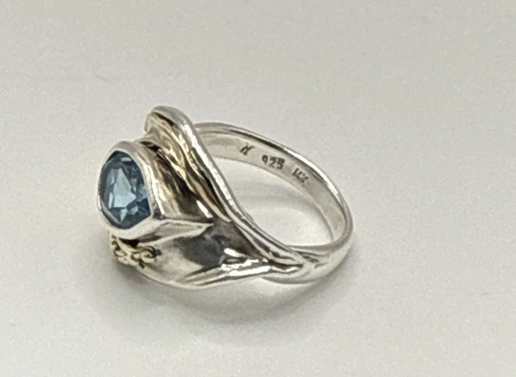 PEAR SHAPED BLUE TOPAZ, STERLING SILVER, & 14K YELLOW GOLD RING SIZE 6 (1 of 1)
