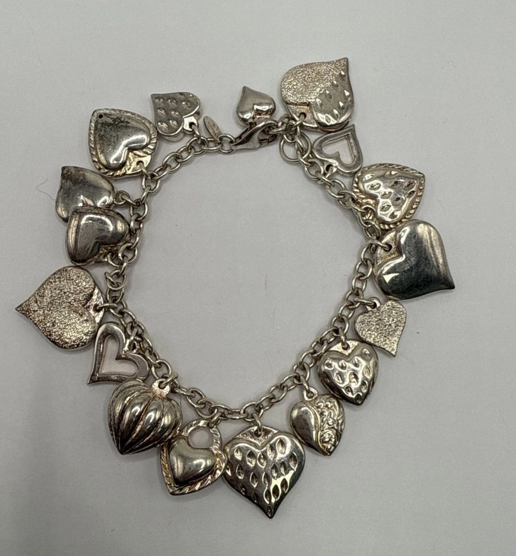 7" STERLING SILVER CHARM BRACELET WITH 17 HEARTS (1 of 2)