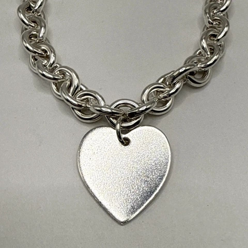 7" STERLING SILVER CIRCLE LINK BRACELET WITH HEART CHARM 20.7 GRAMS (1 of 1)