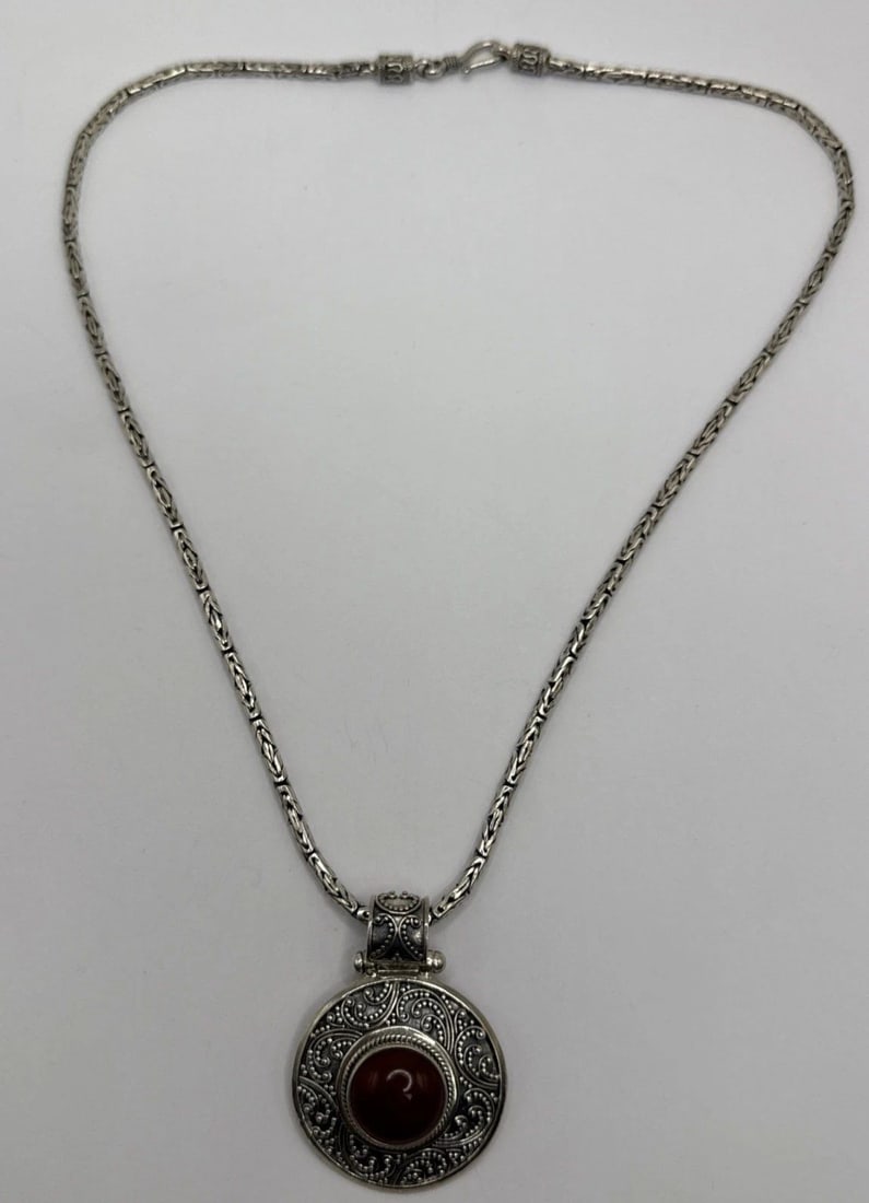 STERLING SILVER CARNELIAN PENDANT NECKLACE (1 of 1)