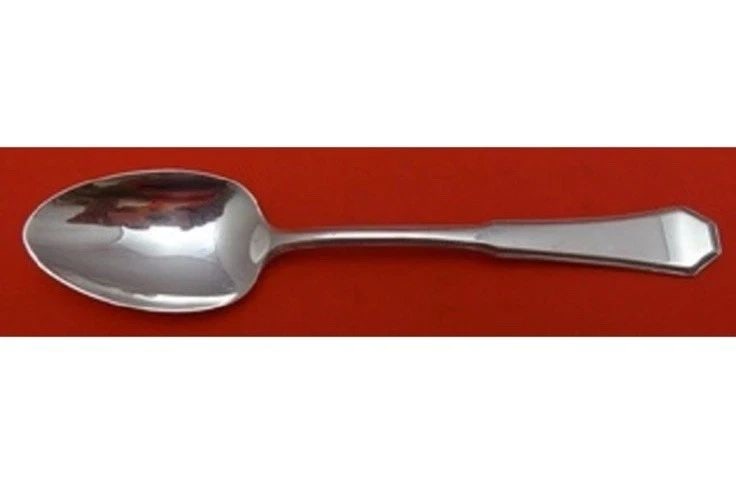 AMERICAN FEDERAL BY REED AND BARTON STERLING SILVER TEASPOON 6 1/8": AMERICAN FEDERAL BY REED AND BARTON STERLING SILVER TEASPOON 6 1/8" The American Federal by Reed and Barton Sterling Silver Teaspoon is a sophisticated and elegant piece of silverware. Made by the ren