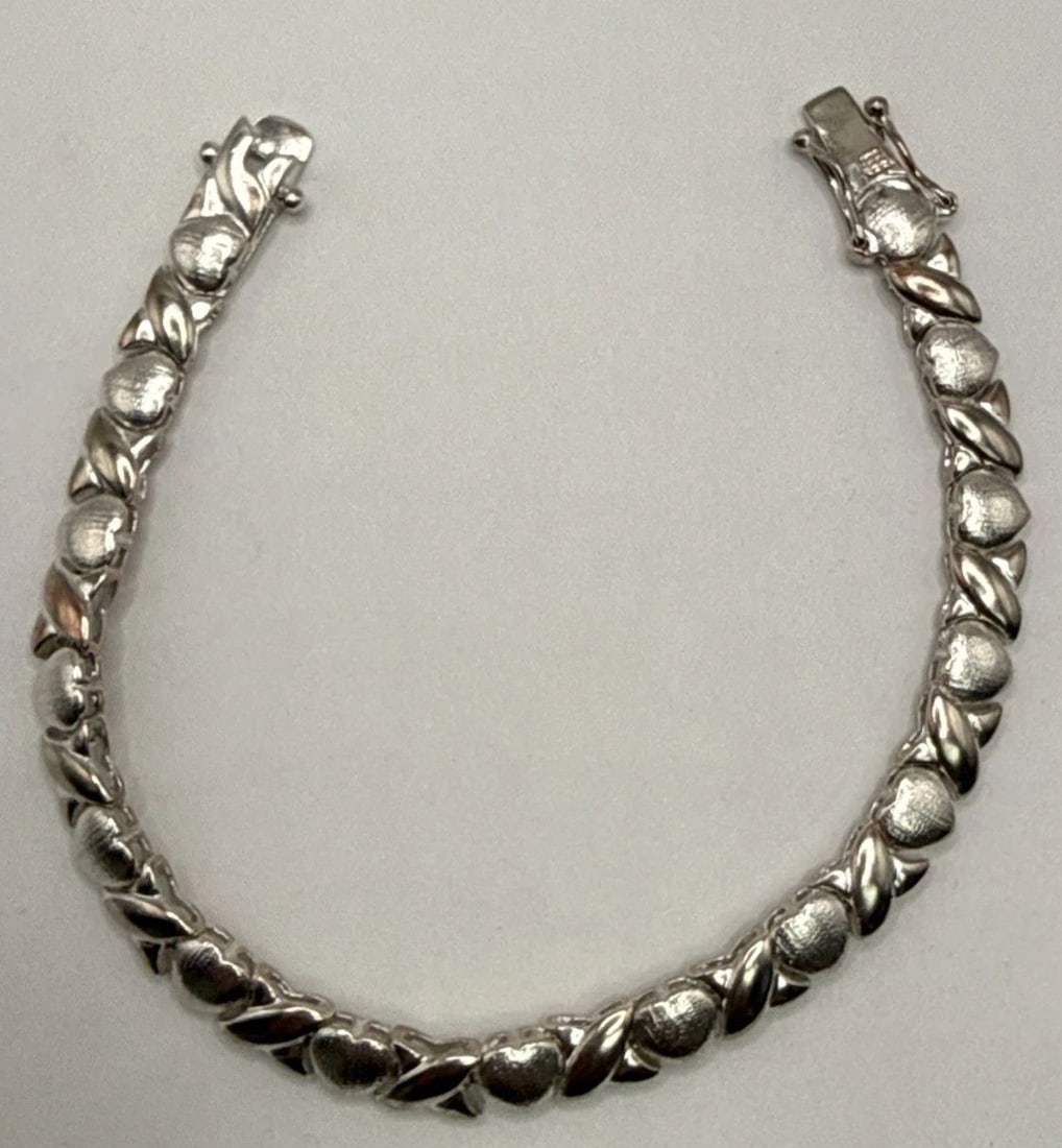 7.25" STERLING SILVER HEART & X BRACELET 13.5 GRAMS (1 of 2)
