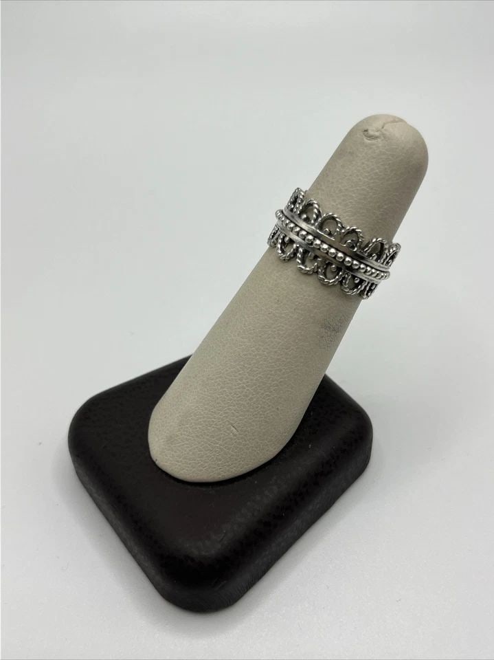 EYELET EMBROIDERED STERLING SILVER SPINNER RING SIZE 6.75 (1 of 1)