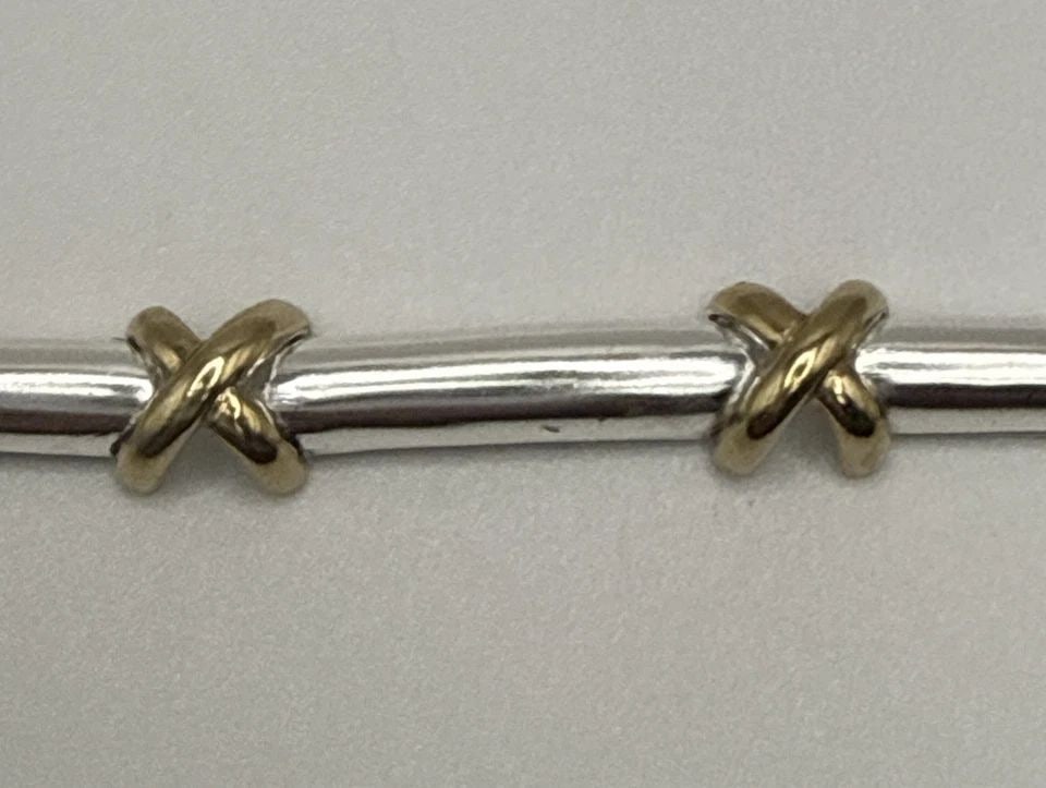 STERLING SILVER 925 X LINK BRACELET 7": STERLING SILVER 925 X LINK BRACELET 7" This sterling silver X link bracelet is a beautiful and elegant piece of jewelry that is perfect for various occasions such as engagements, weddings, anniversari