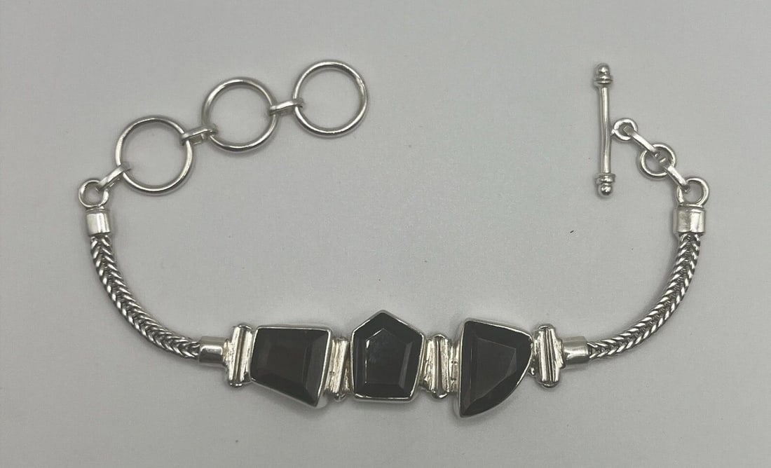 3 STONE & STERLING SILVER ADJUSTABLE BRACELET (1 of 2)