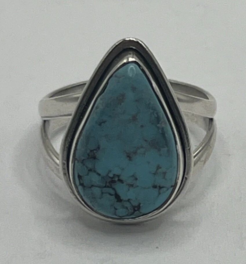 STERLING SILVER & TURQUOISE RING SIZE 7.75 (1 of 1)