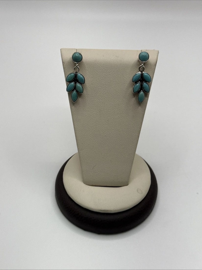 INDIA STERLING SILVER & TURQUOISE LEAF DESIGN EARRINGS (1 of 2)