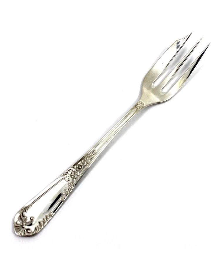 800 SILVER COCKTAIL / DESSERT FORK 5.5"IN: 800 SILVER COCKTAIL / DESSERT FORK 5.5"IN This product is an elegant 800 silver cocktail/dessert fork measuring 5.5 inches in length. Made from sterling silver with a pattern number 42, this fork is p
