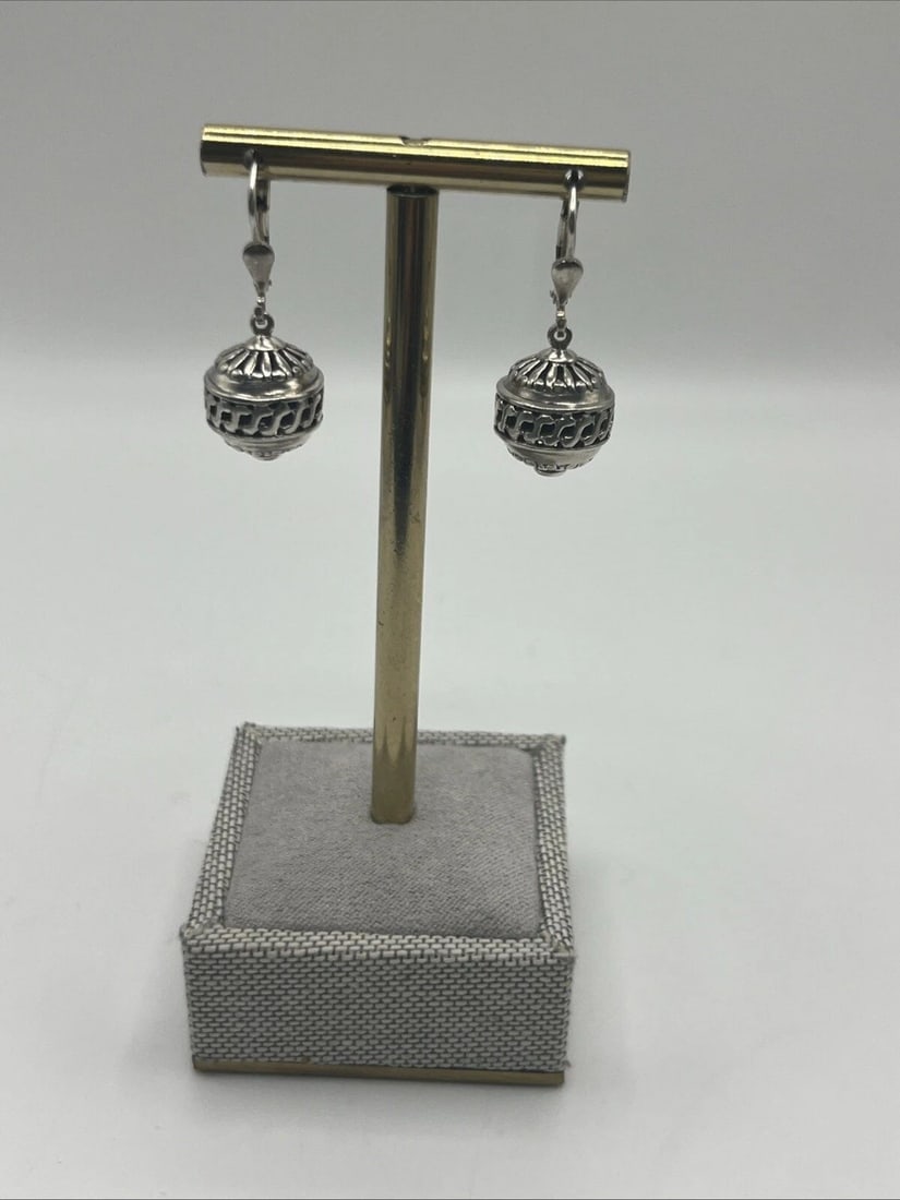 STERLING SILVER DECORATIVE BALL HOOK ON WIRE EARRINGS: STERLING SILVER DECORATIVE BALL HOOK ON WIRE EARRINGS STERLING SILVER DECORATIVE BALL HOOK ON WIRE EARRINGS These Sterling Silver Decorative Ball Hook on Wire Earrings are a stylish and elegant access