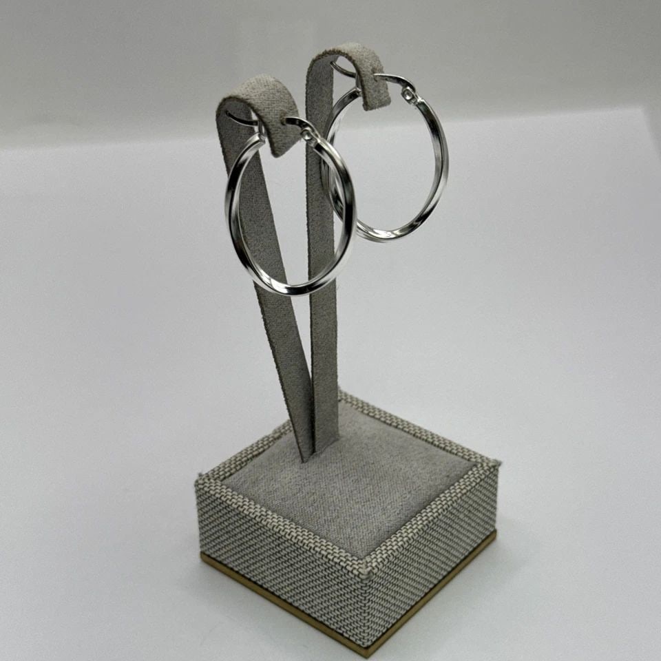 STERLING SILVER OVAL TWISTED HOOP EARRINGS 3.0 GRAMS (1 of 1)