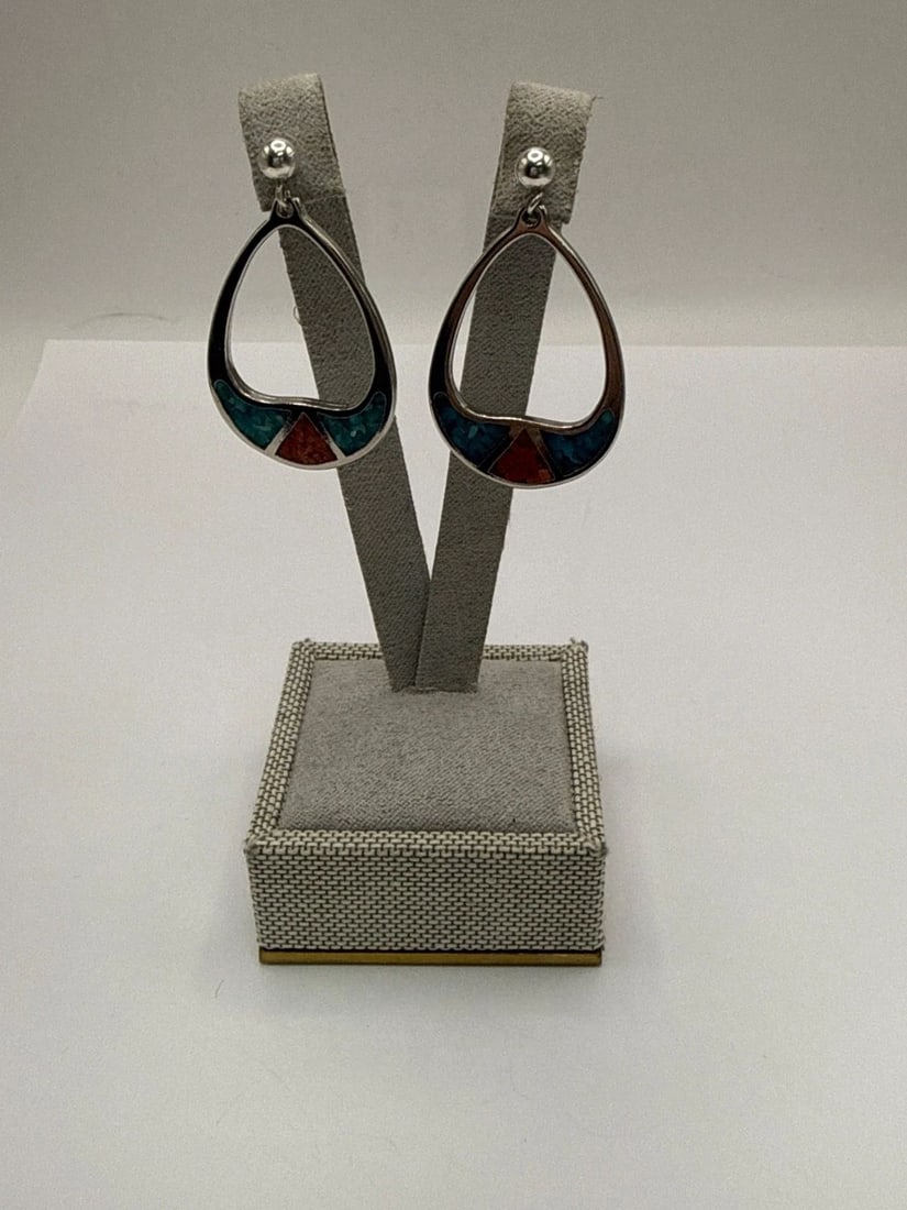SOUTHWESTERN CONCHO DANGLE EARRINGS TURQUOISE (1 of 1)