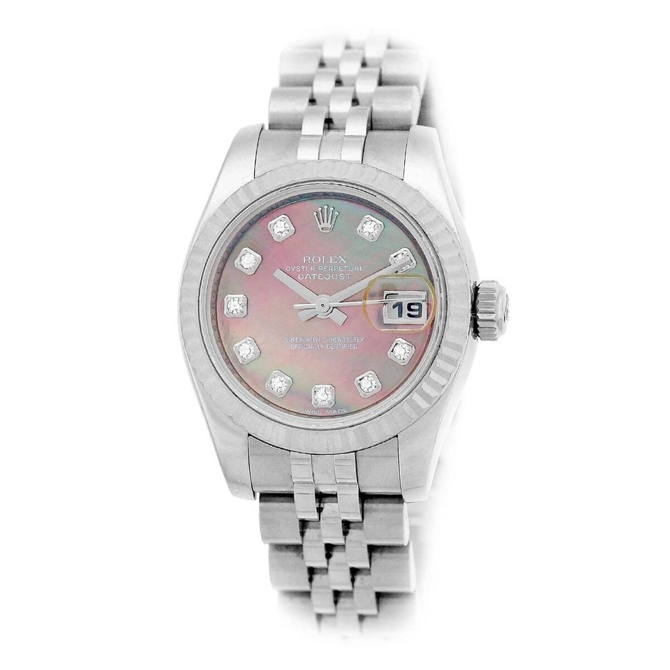 ROLEX STAINLESS STEEL 26MM DATEJUST 179174 BOX MINTY WARRANTY: ROLEX STAINLESS STEEL 26MM DATEJUST 179174 BOX MINTY WARRANTY ROLEX Stainless Steel 26mm Datejust 179174 Box MINTY Warranty Pre-Owned Lady's Stainless Steel 26mm Rolex "Datejust" Brand: Rolex Model: D