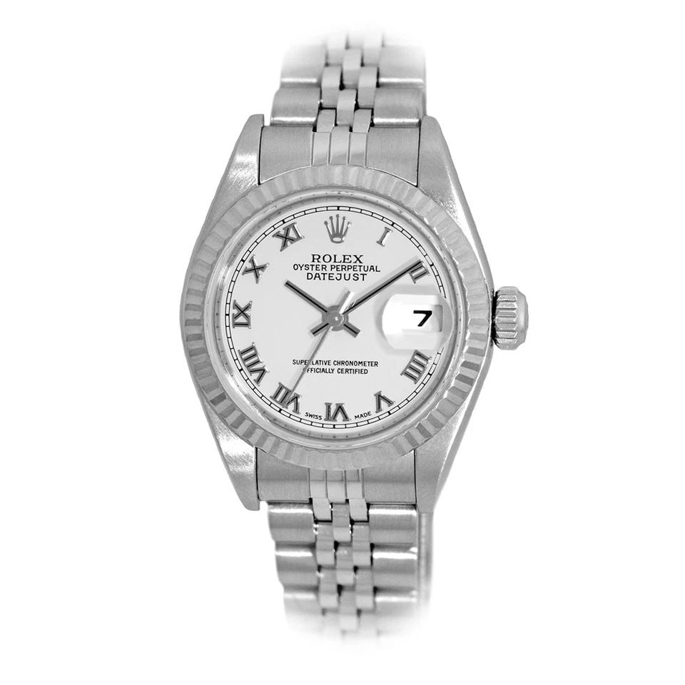 ROLEX LADY'S STAINLESS STEEL 26MM DATEJUST 79174 BOX LIFETIME WARRANTY MINTY: ROLEX LADY'S STAINLESS STEEL 26MM DATEJUST 79174 BOX LIFETIME WARRANTY MINTY BRAND: Rolex Model: Datejust Reference No: 79174 Case Measurements: Case Diameter: 26mm Case Thickness: 10.5mm Water Resist