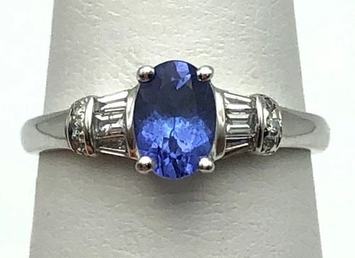 14K WHITE GOLD RING WITH 0.75CT TANZANITE AND 0.25CTW DIAMONDS (SIZE 7) 2.2 GRAM (1 of 2)