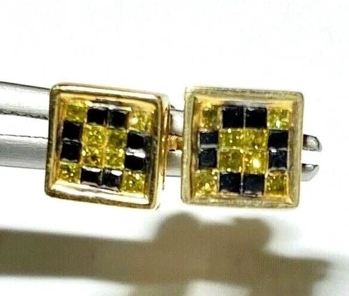 14K GOLD SQUARE EARRINGS WITH 0.50CTW BLACK & YELLOW DIAMONDS 2.2 GRAMS: 14K YELLOW GOLD SQUARE EARRINGS AND 1/2CT BLACK AND YELLOW DIAMONDS 14k Yellow Gold Square Earrings and 1/2CT Black and Yellow Diamonds You are bidding on a pre-owned 14k Yellow Gold Square Earrings a
