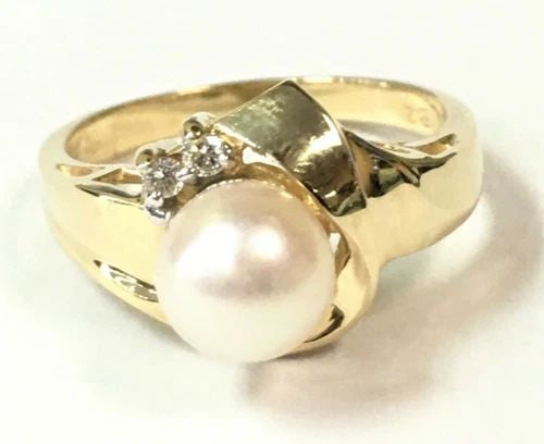 14K GOLD RIBBON STYLE RING, 7MM PEARL AND 0.04CTW DIAMONDS (SIZE 6.25) 4 GRAM (1 of 2)
