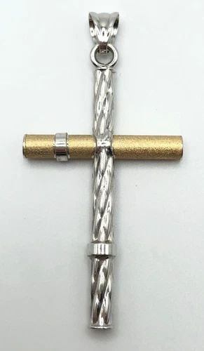 VERY UNIQUE TWO TONE 14K WHITE/YELLOW GOLD CROSS PENDANT ( 3.6 GRAMS ): VERY UNIQUE TWO TONE 14K WHITE/YELLOW GOLD CROSS PENDANT 3.6G Very Unique 14k White and Yellow Gold Cross Pendant You are bidding on a Very Unique 14k White and Yellow Gold Cross Pendant. The piece ha