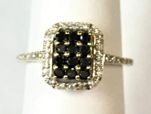 10K GOLD SQUARE RING WITH 0.50CTW BLACK & WHITE DIAMONDS (SIZE 5.25) 2 GRAM (1 of 2)