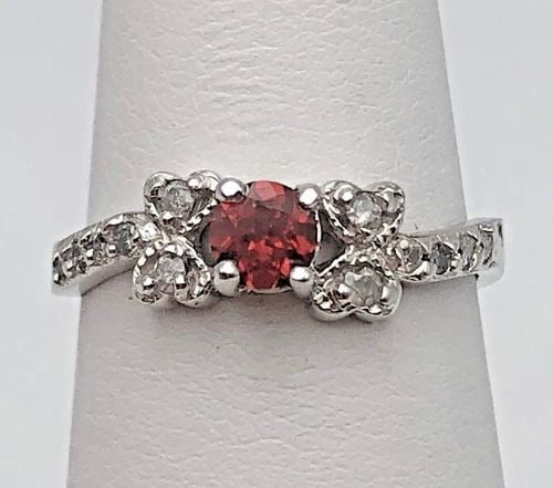 NEW 14K WHITE GOLD RING, GARNET AND 0.22CTW DIAMONDS (SIZE 6.25) 2.4G GRAM (1 of 2)