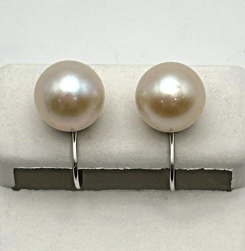 14K WHITE GOLD VINTAGE EARRINGS WITH 8.8MM WHITE AKOYA PEARLS 3.3 GRAMS (1 of 2)