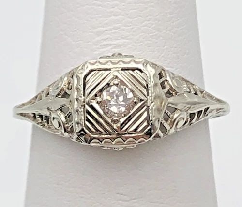 18K WHITE GOLD FILIGREE RING, SINGLE 0.10CT DIAMOND (SIZE 5.5) 1.7 GRAM (1 of 2)