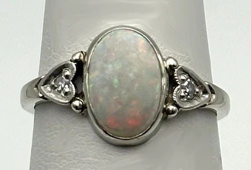 14K WHITE GOLD RING WITH NATURAL OPAL AND 0.08CTW DIAMONDS (SIZE: 5.5) 1.8 GRAM (1 of 2)